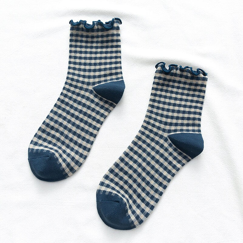 Ruffle Check Quarter Socks For Women