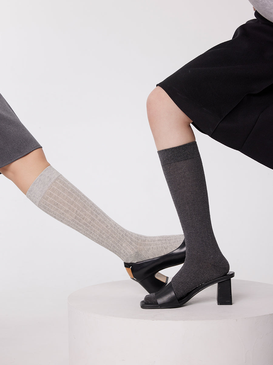 Classic Ribbed Knee High Socks