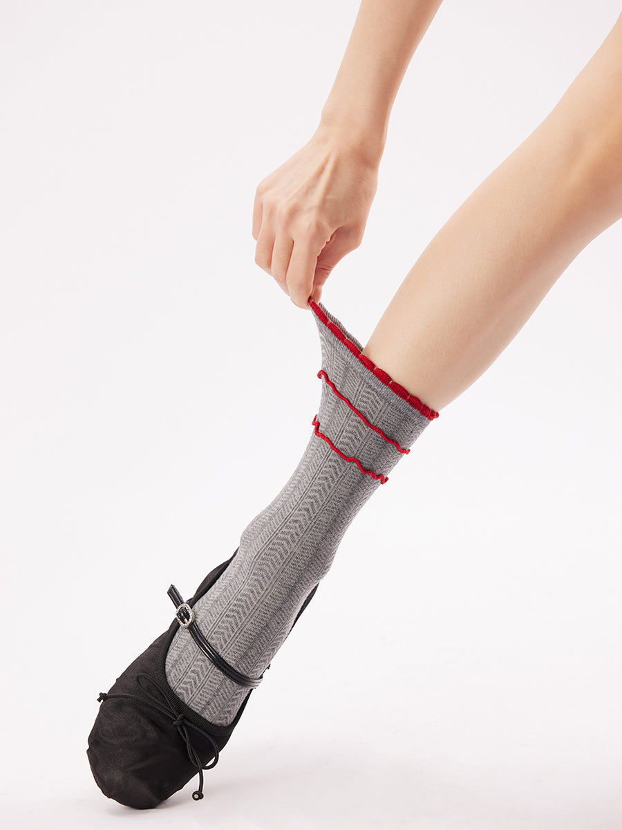 Ruffle Ribbed Crew Socks