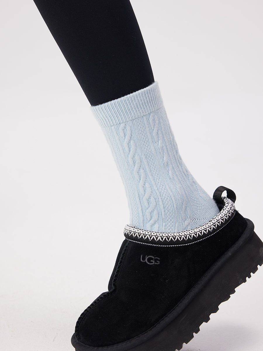 Cable Knit Crew Socks