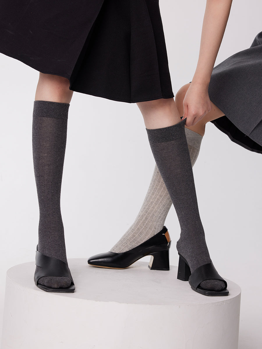 Classic Ribbed Knee High Socks
