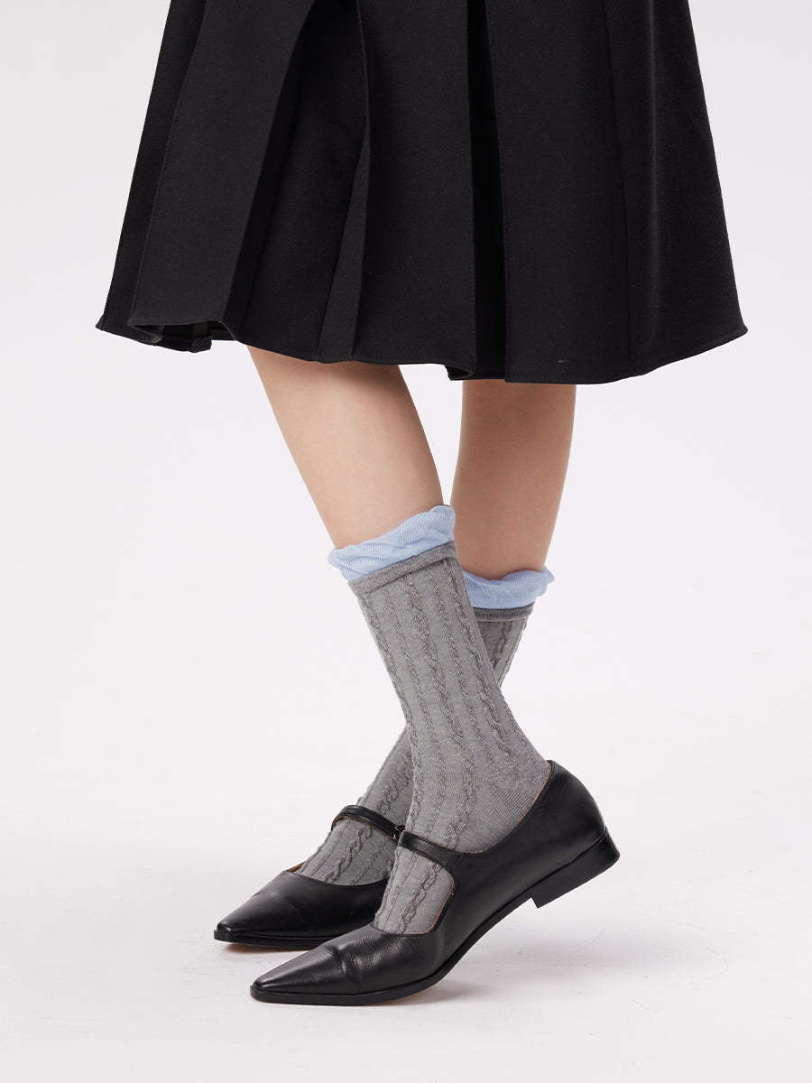 Ruffle Cable Knit Crew Socks