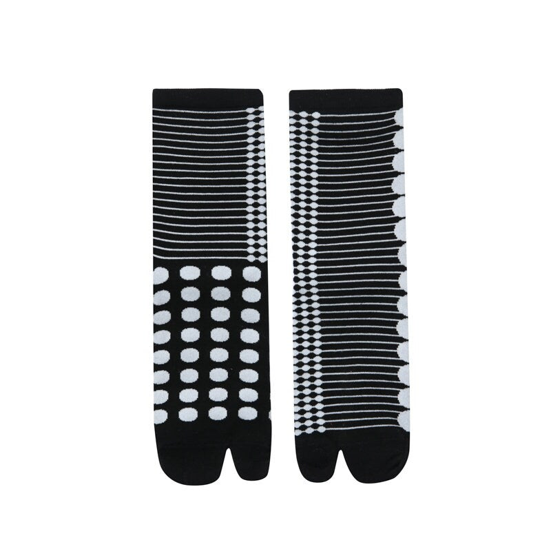 Abstract Toe Quarter Socks For Women