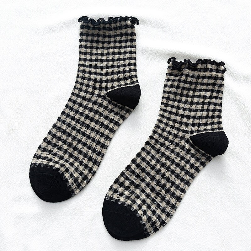 Ruffle Check Quarter Socks For Women
