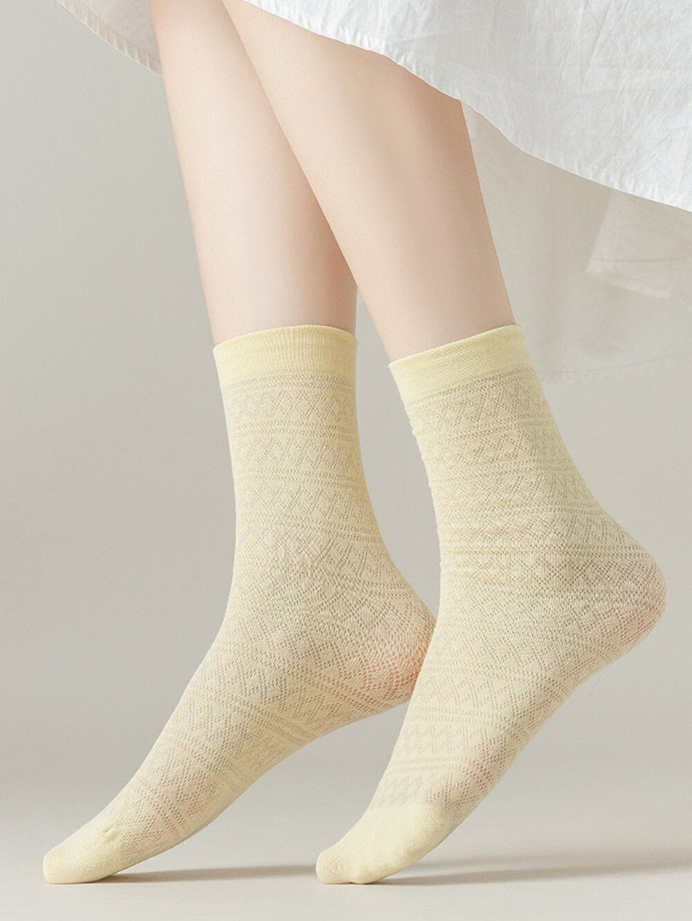 Pointelle Quarter Socks For Women