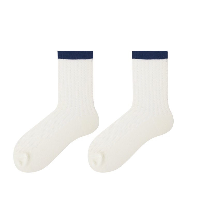 Pointelle Knit Quarter Socks For Women