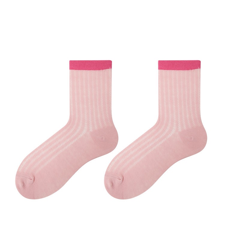 Pointelle Knit Quarter Socks For Women